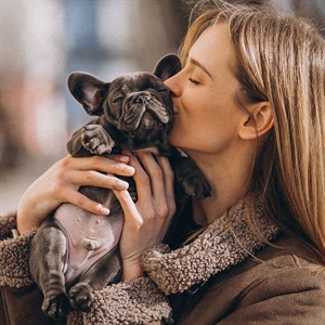 CONSEJOS PARA QUE TU CACHORRO APRENDA A IR AL BAÑO